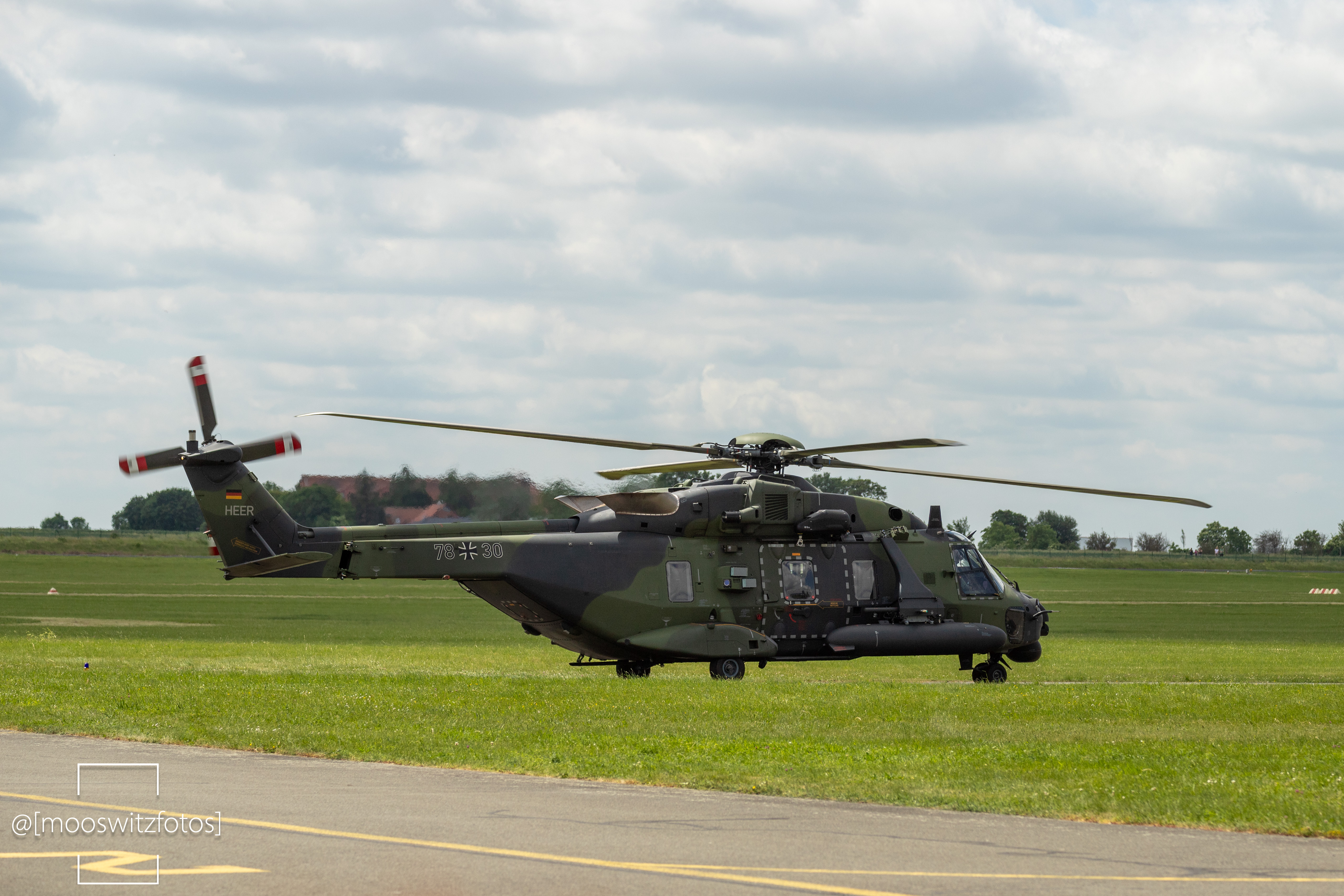 Air Magdeburg 77